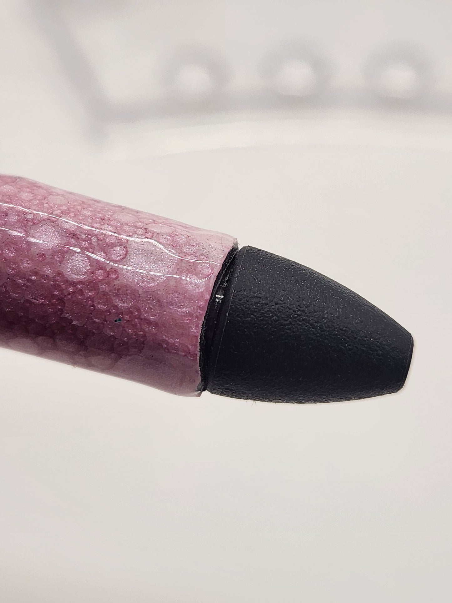 Pink Ombre Dragon Scale Glitter Pen